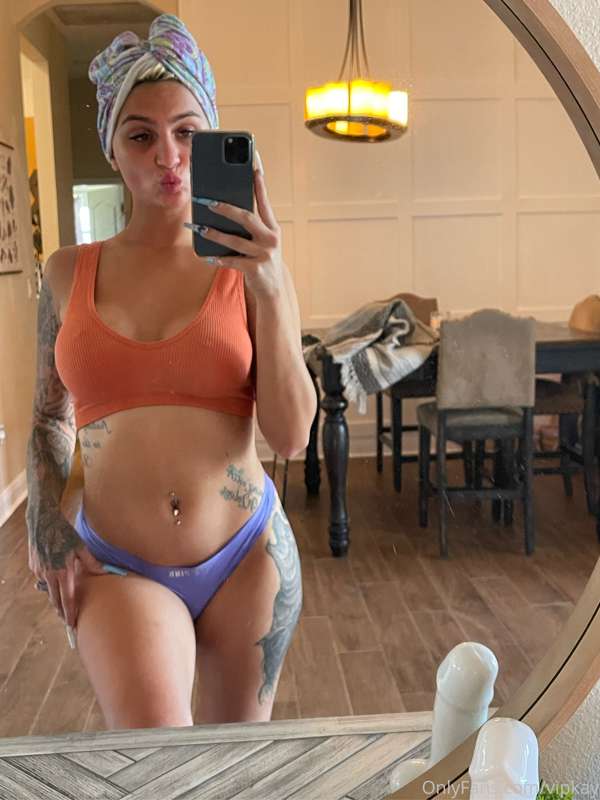 Are you jerking off to my pics?🍆😈 1