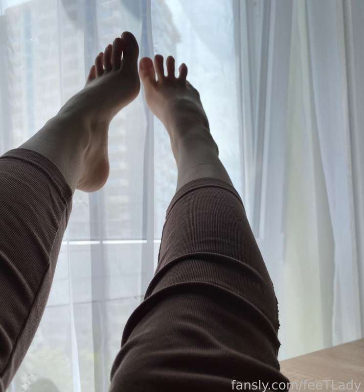Feetlady - Fansly - 05 May, 2023