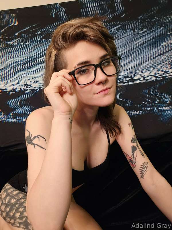 Do you like my new glasses? 👉🏻👈🏻