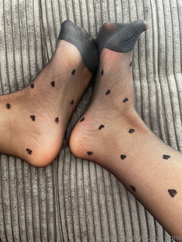 Zeynylons - Onlyfans - 22 Feb, 2025