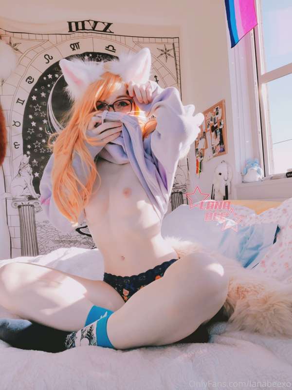these apparently never posted! oops! just some kitty pics 💗 3