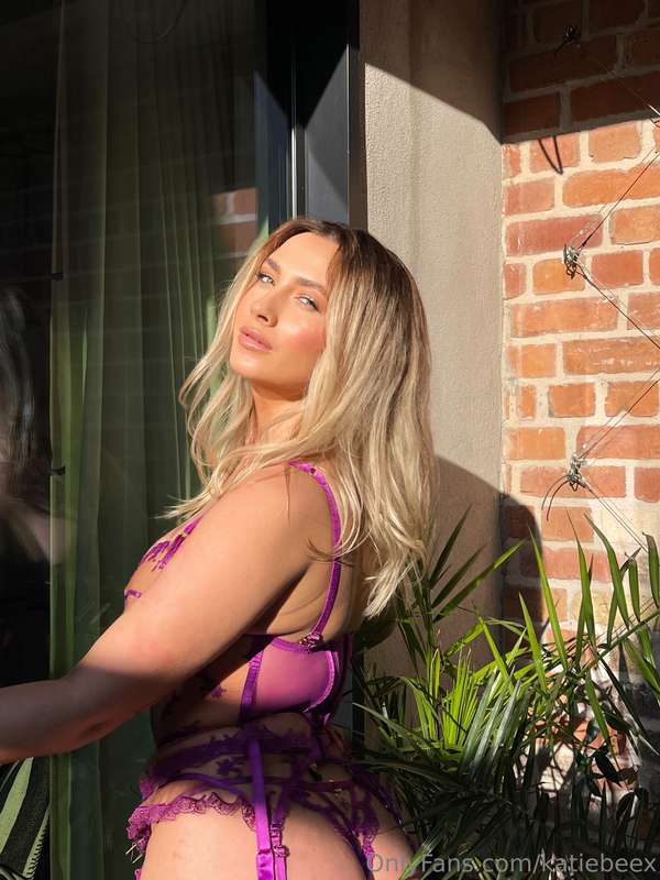 Katiebeex - Onlyfans - 29 May, 2025