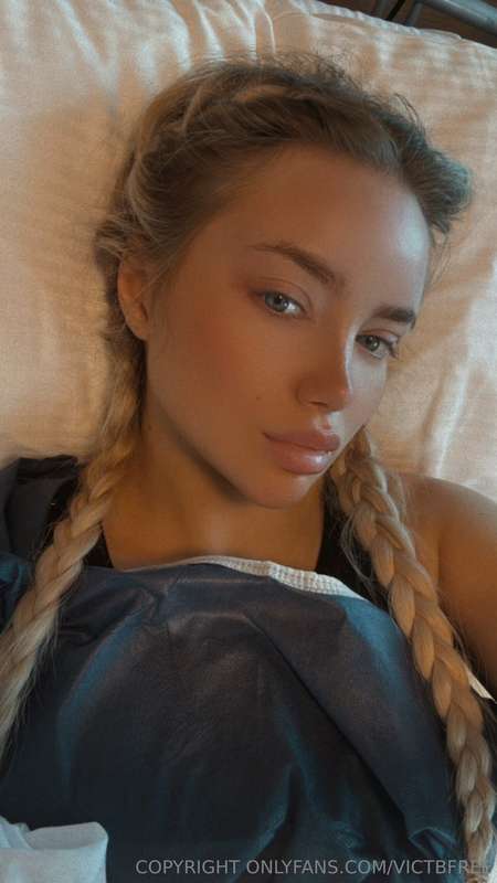 recovering 😌 wanna send a lil tip or treat me to feel better..