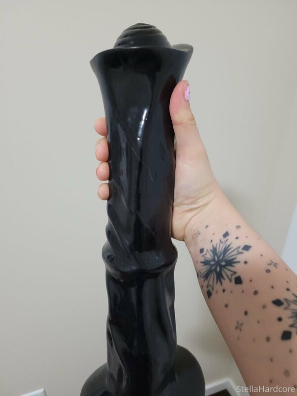 @stellashardcore practicing to get this giant horse cock dil..