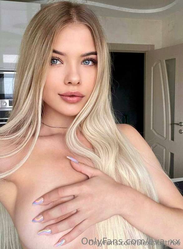 ## 💖@eva_xx💗TEMPORARILY FREE PAGE💗@eva_xx💖 𝙏𝙝𝙞𝙨 𝙘𝙪𝙩𝙚 𝙜𝙞𝙧𝙡 𝙞𝙨..