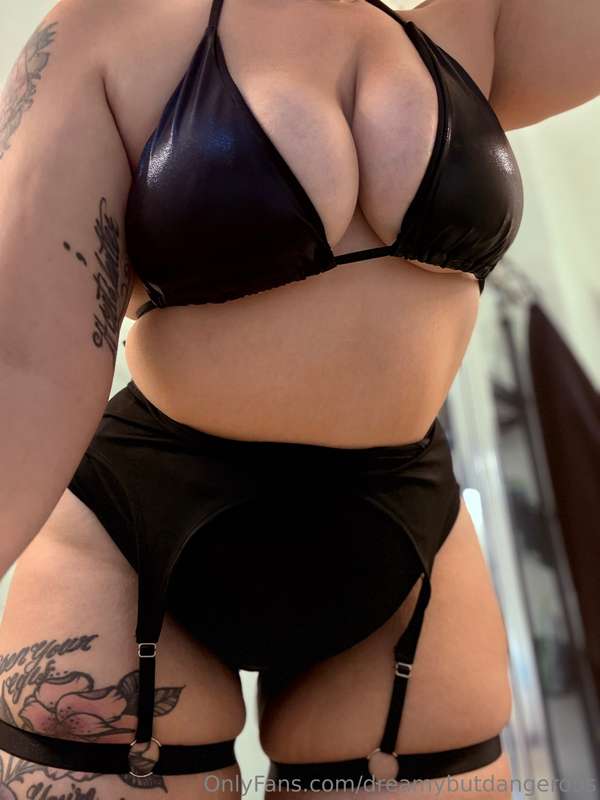I hope your hungry for some extra juicy thighs and breasts…😋.. 19