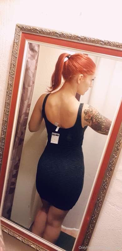 I only bought the black mini dress. Other one looks cute but.. 1