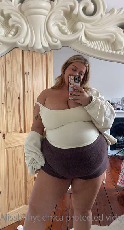 Alissbonyt - Onlyfans - 17 Aug, 2022