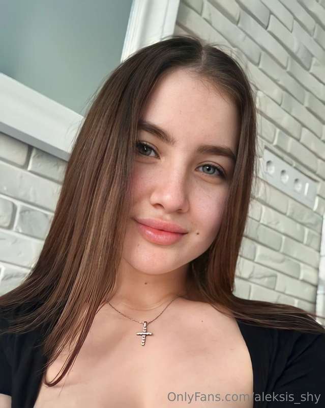 🍪 My name is Nikky @yourlittlenikky 🍪A girl from the provinc..