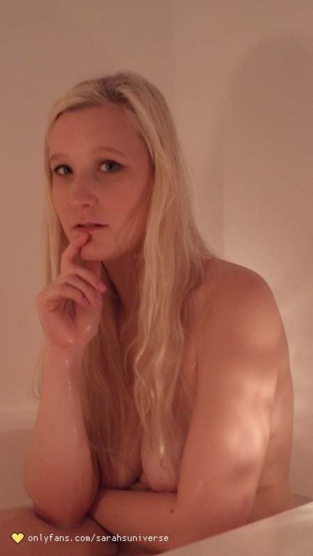 Some candle-lit bathtub portraits 🕯 - Because variety is the.. 8