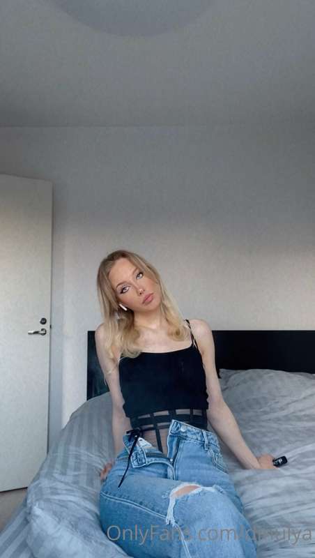 Dinulya - Onlyfans - 19 Mar, 2022