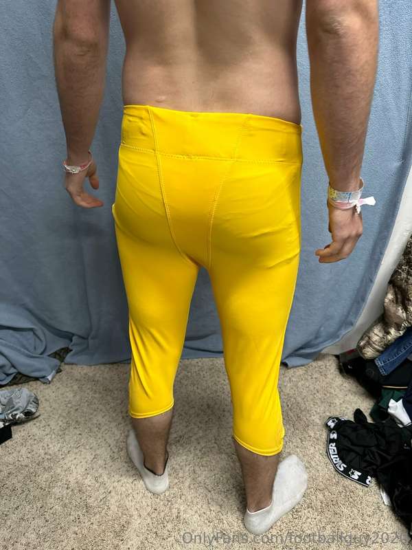 More of the private in football pants! 33