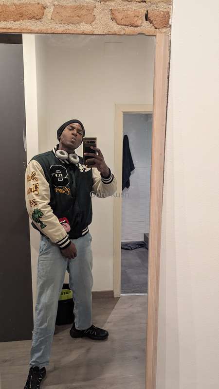 Got that varsity style ... and a few lessons I could teach y..