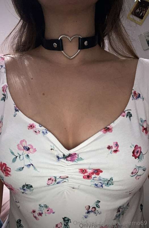 FREE CONTENT ✨ 🔞💦 @esclava_x1 🔞💦  ✨ VIP ACCOUNT ON FΛNSLY ✨ ..