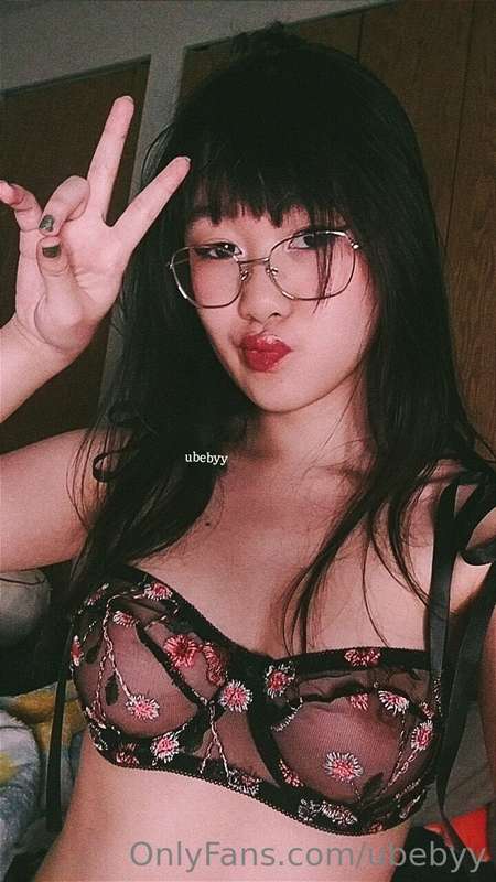 Showing off some new lingerie 🖤 2