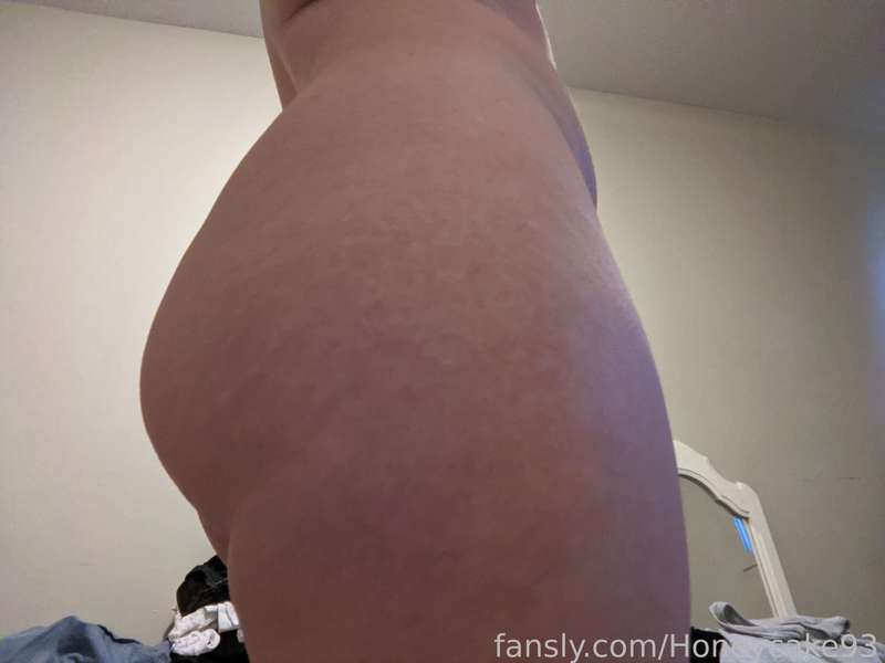 Honeycake93 - Fansly - 02 Nov, 2021 14