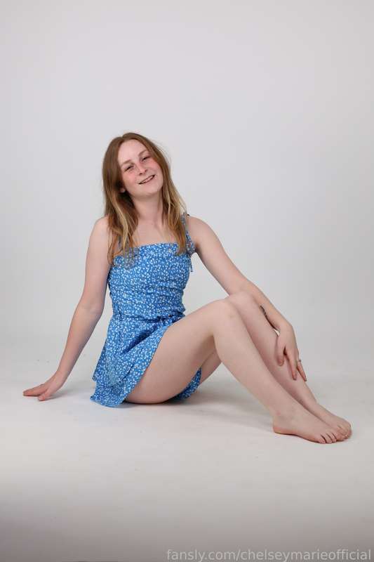 Chelseymarieofficial - Fansly - 10 May, 2025 14