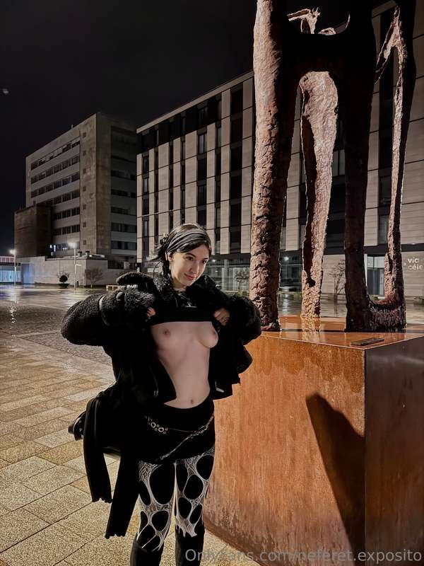 Neferet.Exposito - Onlyfans - 2025-02-14T18:06:46