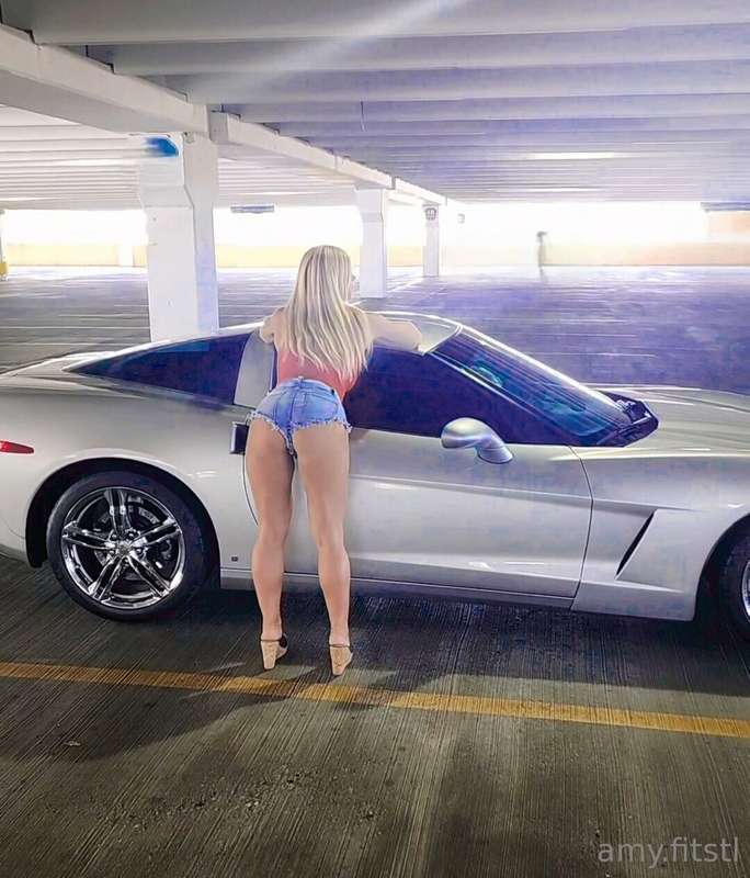 Hey, I want to know would you bend me over and fuck me right..