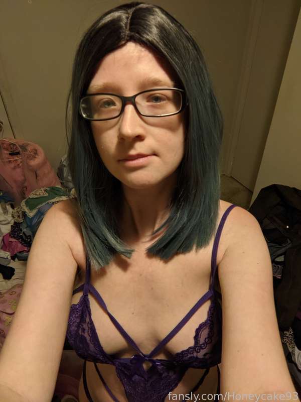 Honeycake93 - Fansly - 21 Aug, 2023 7