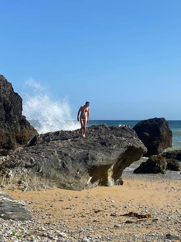 Exploring the naked beach... and wishing somebody had been h.. 10