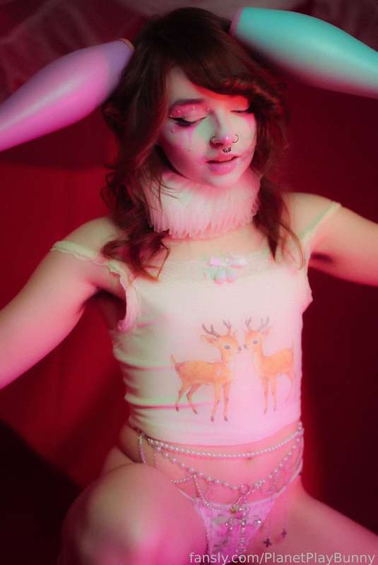 Planetplaybunny - Fansly - 14 Feb, 2025 2