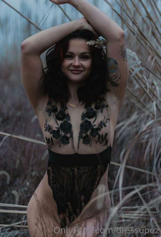 🧡 get to know me 🧡
Hey guys!! I am 21 years old ♑️
on this p..