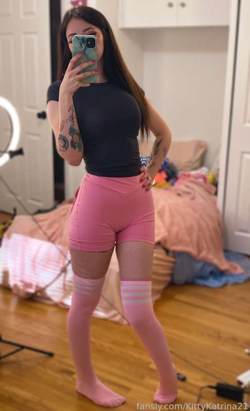 Kittykatrina_21 - Fansly - 27 Oct, 2024 2