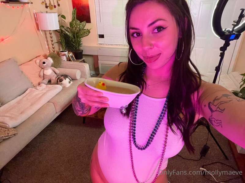 If you don’t hang with me on cam…. Wyd 👀