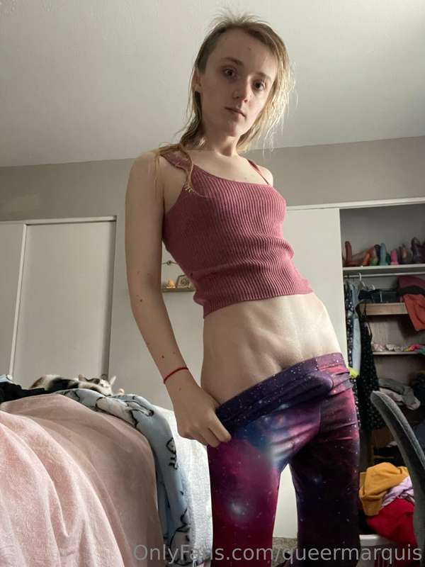 Today’s outfit! Hoping it’ll help me realize that my ass is .. 8