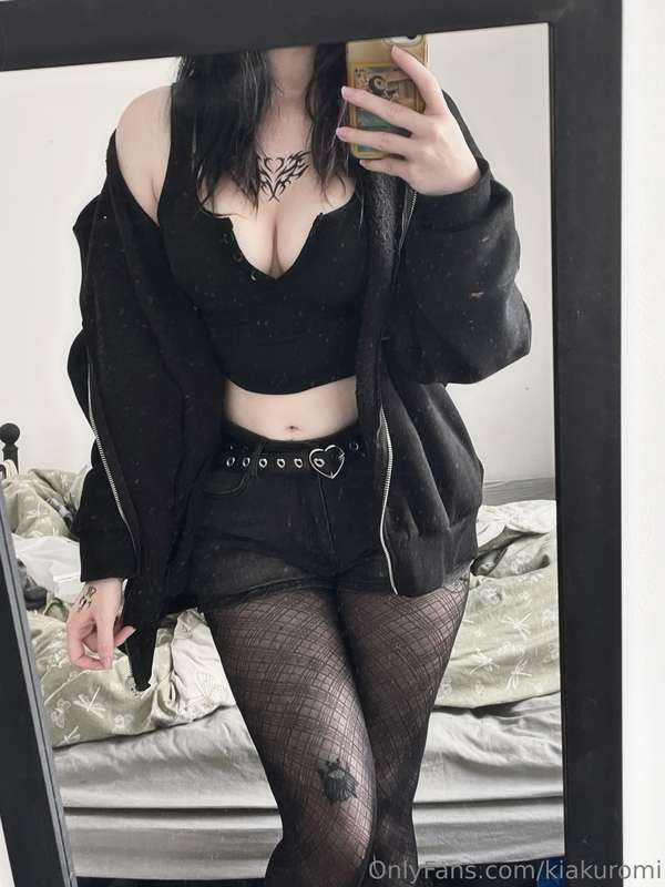 Sorry guys not much content today it’s my break day here are.. 2