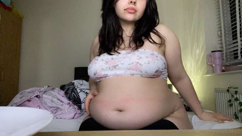 an insatiable gut😌🐽🫢 1