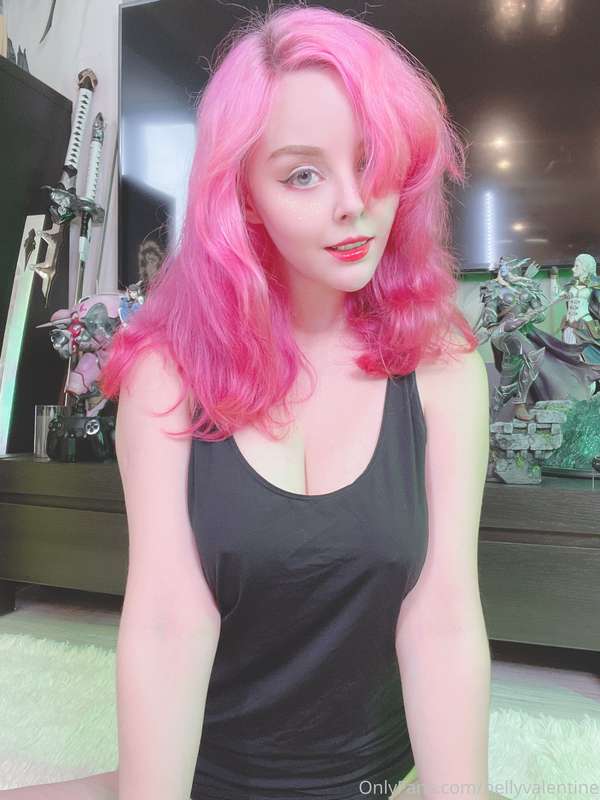 I wanted to make some alluring pics and videos and didn’t se.. 3