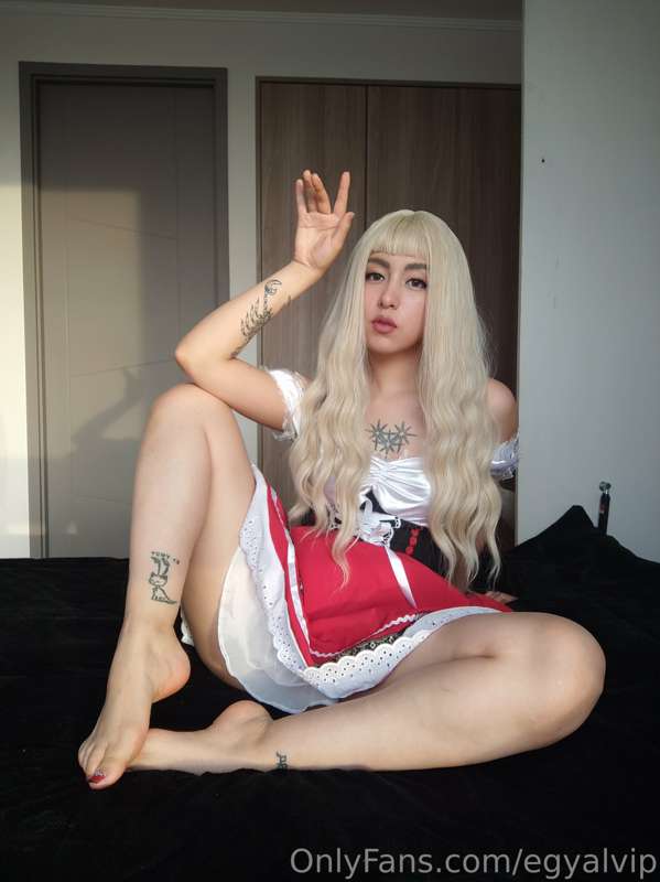 OKTOBER FEST SET: FEET EDITION (+40 PICS) 17