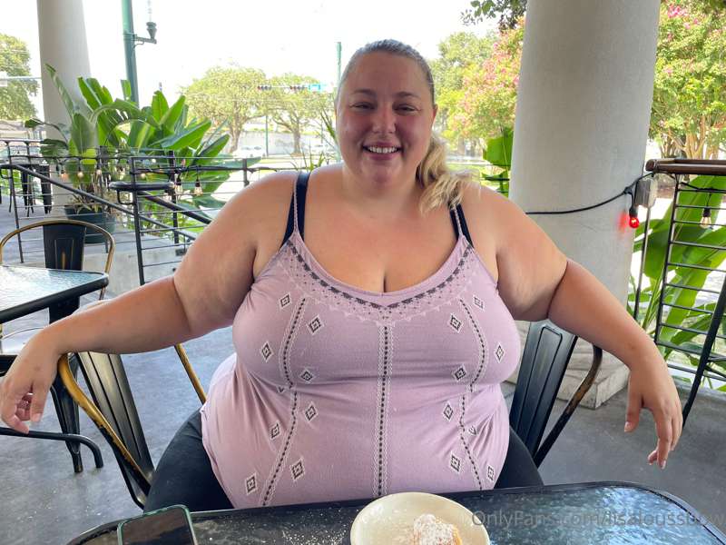 Day 42 of my trip was my last day in New Orleans! I tried be..
