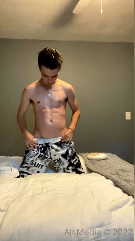 THIS TOY MADE MY DICK FEEL SO GOOD! 

I got so carried away ..
