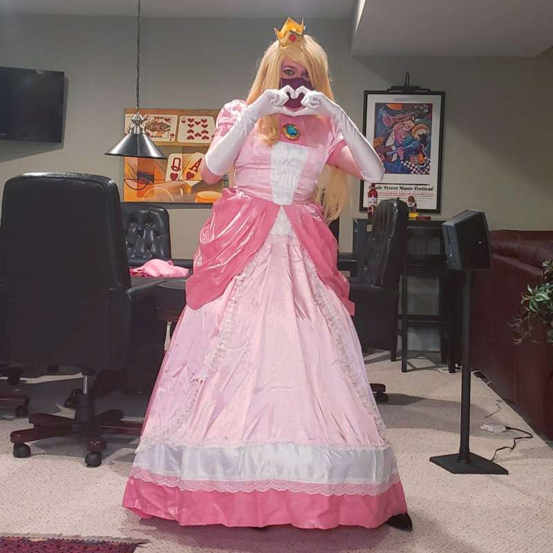 Here's another Classic Peach. This should be Very fun. >:) 16