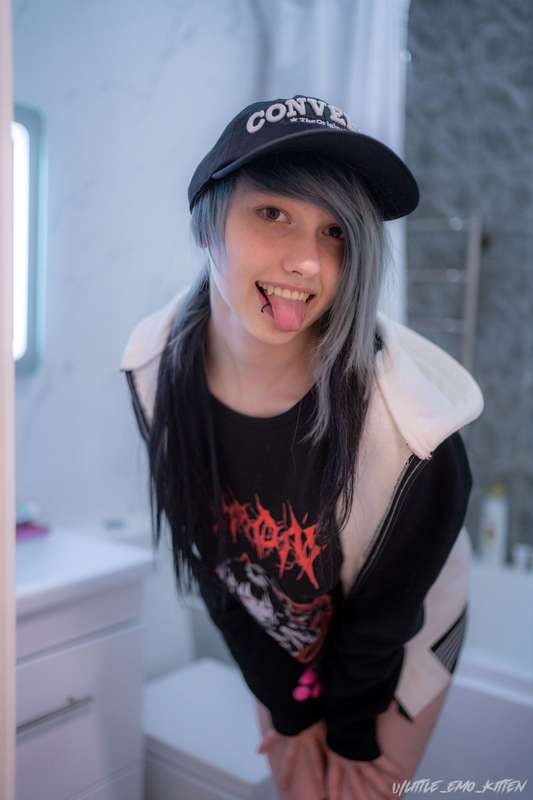 wow i got so many likes on my last post with no makeup! here.. 17