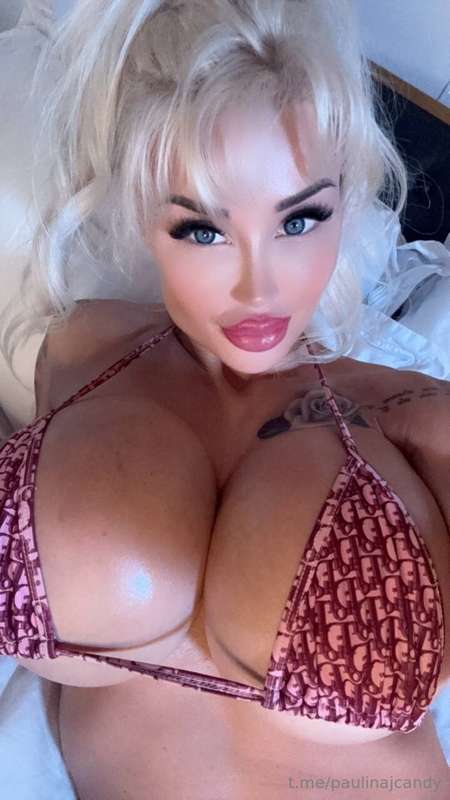  I’ve got something dirty waiting for you 😏 $5 for a naughty..