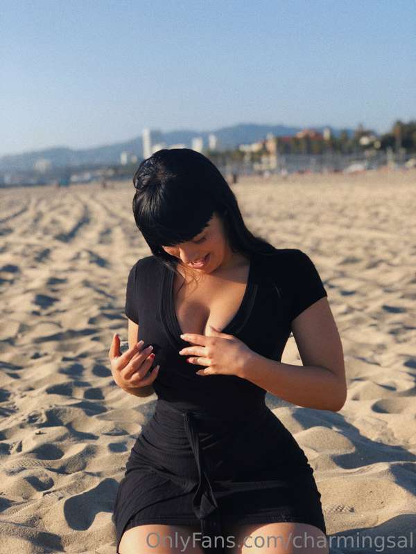 someone's been a naughty girl at the beach... What would you..