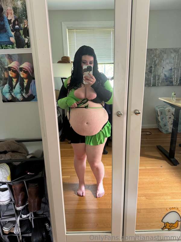 shego?? more like shegot FAT 8
