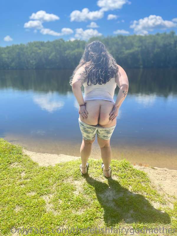 Love the sun and the river… 2