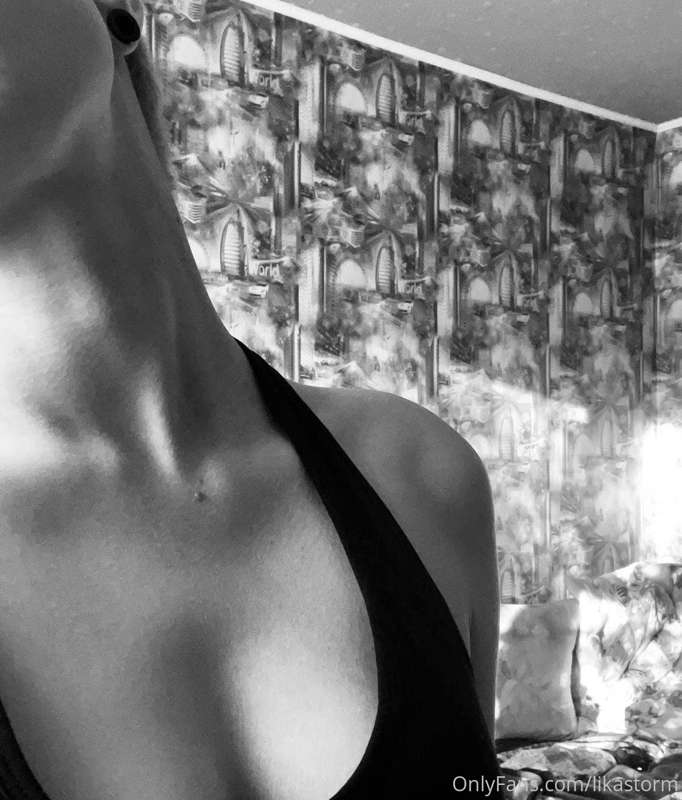 I love neck kisses😏🤤