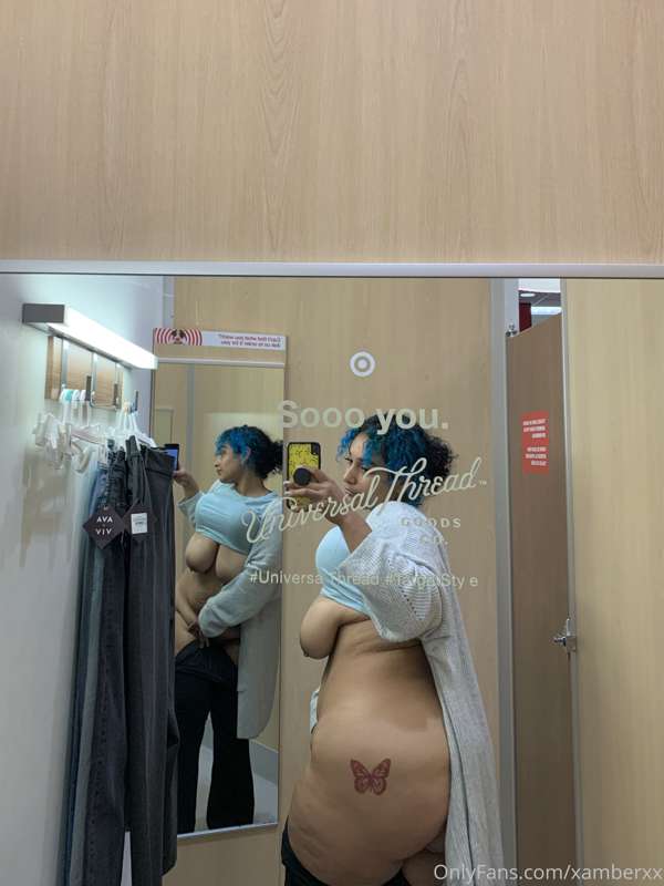 Ngl I’ve always wanted to get fucked in a fitting room lmaoo..