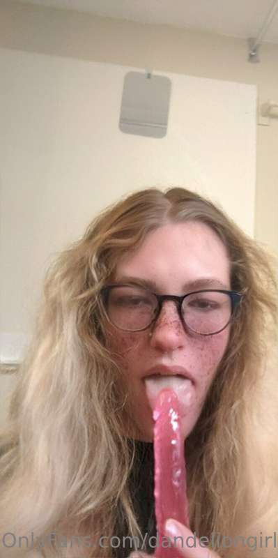 Dandeliongirlx - Onlyfans - 10 Dec, 2022
