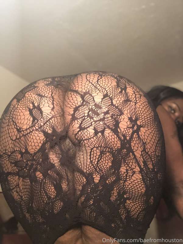 U like pic 1 🤓 2 😏 or 3 🤩 3
