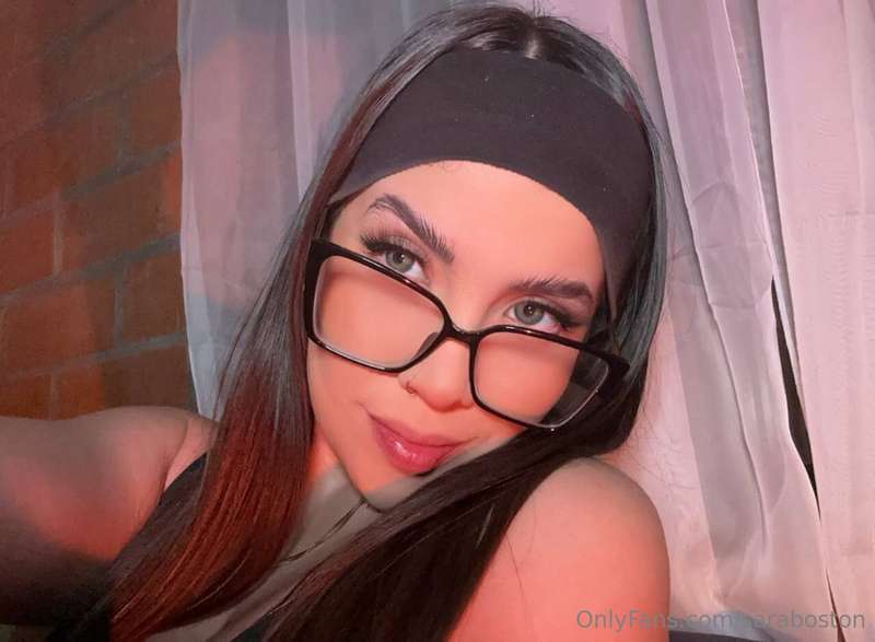 I'm your sweet little devil baby😈