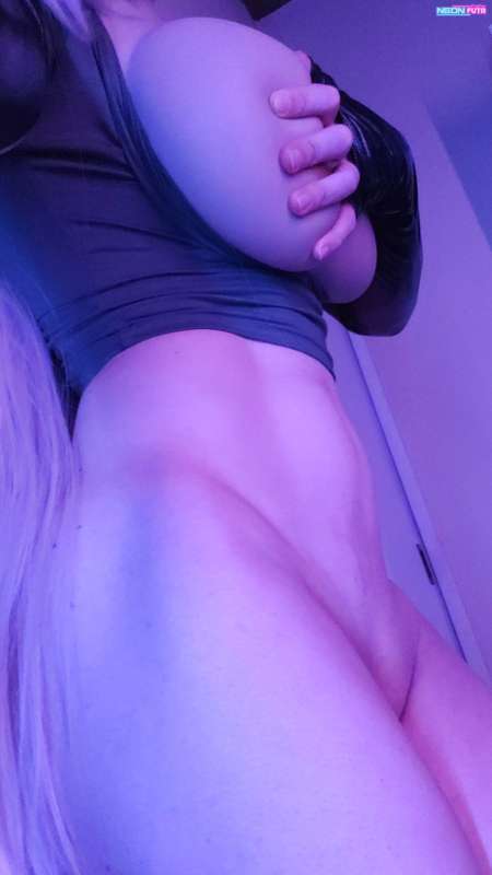 Neonfuta - Fansly - 24 Jan, 2025