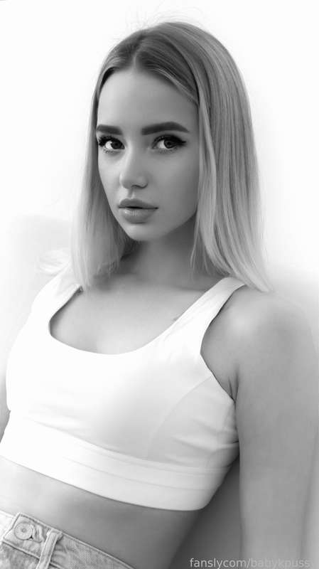 Babykpussy - Fansly - 28 May, 2022 1