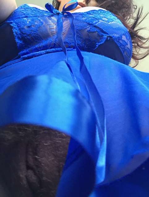 Feeling sexy and free...